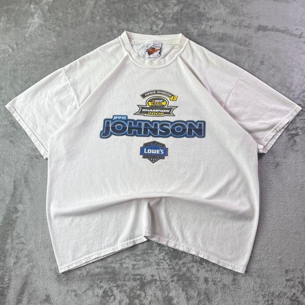 Vintage Jimmie Johnson NASCAR T-Shirt Men’s XL White Lowe’s Racing Y2K